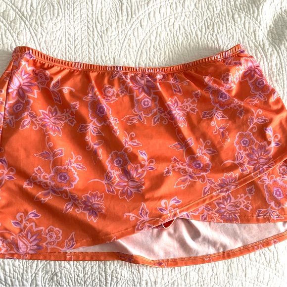 Cacique Swim faux wrap bottom. Size 18W. - Picture 2 of 5